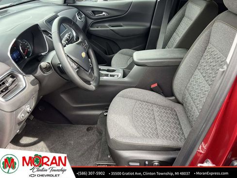 Used 2024 Chevrolet Equinox LT image 17