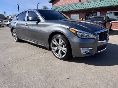 Used 2015 INFINITI Q70 L 3.7 w/ Deluxe Touring Package image 3