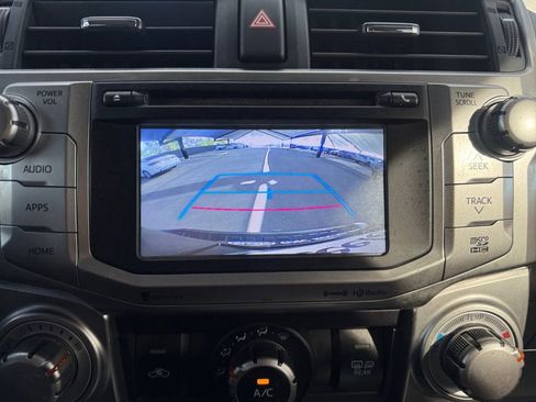 Used 2016 Toyota 4Runner SR5 image 27