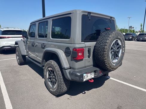 Used 2020 Jeep Wrangler Unlimited Rubicon w/ Dual Top Group AWD/4WD image 2