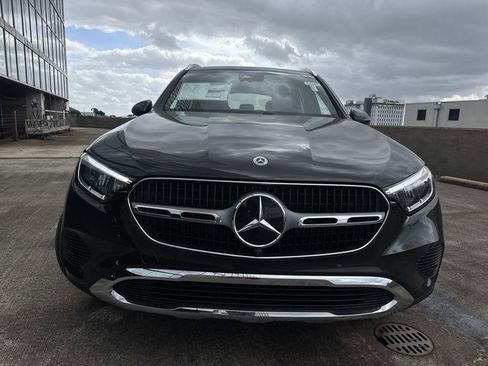 New 2026 Mercedes-Benz GLC 300 image 2