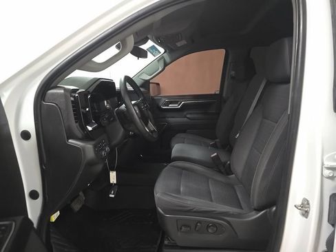 Used 2023 Chevrolet Silverado 1500 LT Trail Boss w/ Protection Package AWD/4WD image 10