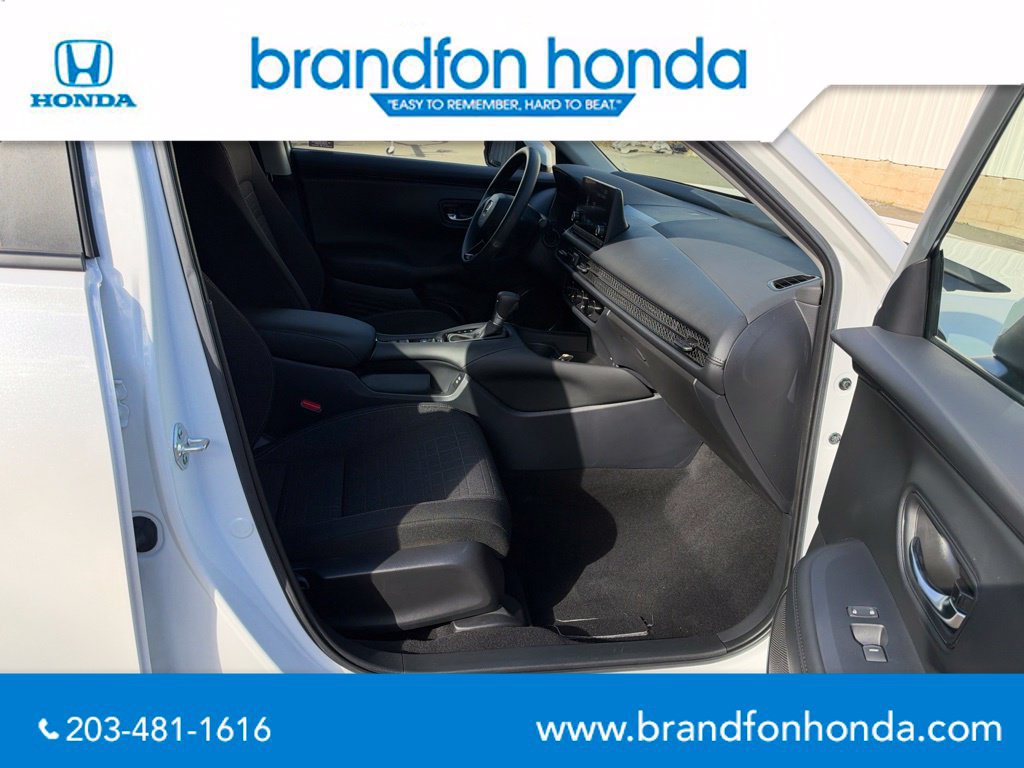 Used 2024 Honda HR-V LX image 27