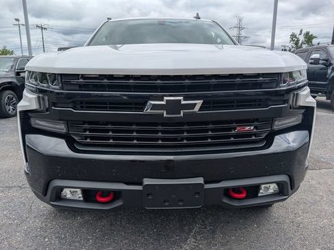 Used 2019 Chevrolet Silverado 1500 LT Trail Boss AWD/4WD image 15