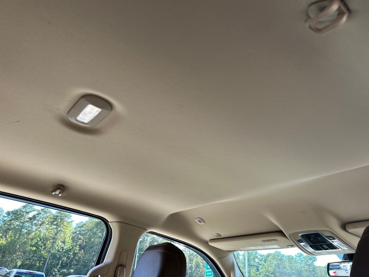 Used 2019 RAM 1500 Laramie AWD/4WD image 23