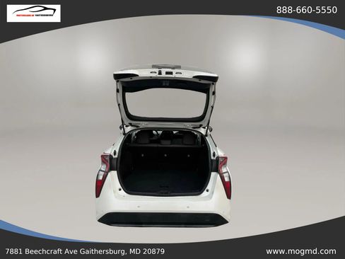 Used 2018 Toyota Prius Two w/ Prius Two Safety Plus Package image 11