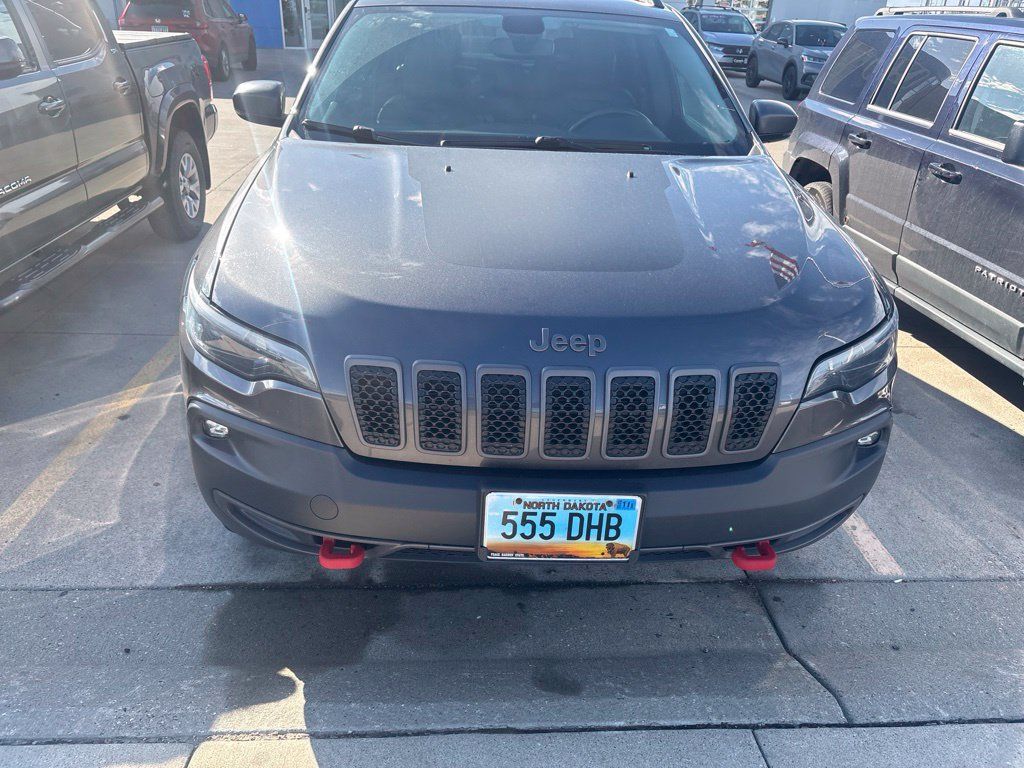 Used 2019 Jeep Cherokee Trailhawk w/ Cold Weather Group AWD/4WD image 5
