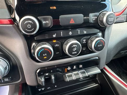 Used 2019 RAM 1500 Rebel w/ Rebel Level 1 Equipment Group AWD/4WD image 25