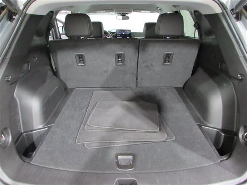 Used 2024 Chevrolet Blazer LT image 85