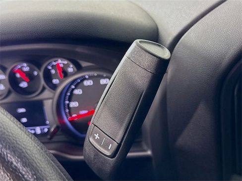 Used 2025 Chevrolet Silverado 2500 Custom w/ Custom Convenience Package image 16