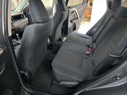 Used 2017 Toyota RAV4 XLE image 22