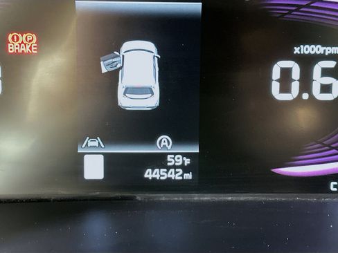 Used 2025 Kia Soul LX w/ LX Technology Package image 19