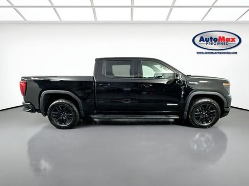 Used 2024 GMC Sierra 1500 Elevation w/ Elevation Premium Package AWD/4WD image 8