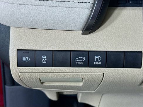 Certified 2021 Toyota Camry XLE w/ Navigation Upgrade Package FWD image 20
