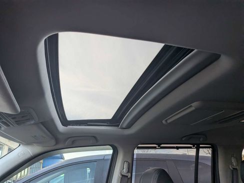 Used 2014 Honda Pilot Touring image 19