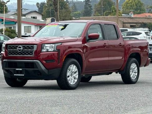 Used 2023 Nissan Frontier SV image 8