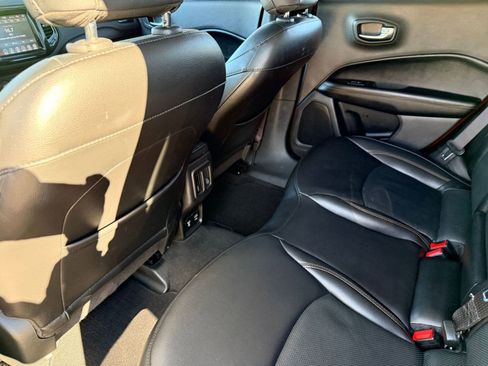 Used 2019 Jeep Compass Limited image 22