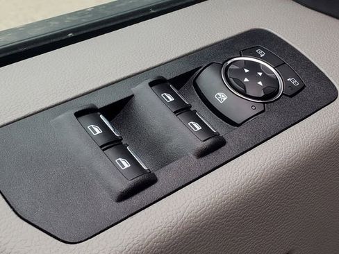 Used 2020 Ford F150 XLT w/ Equipment Group 301A Mid image 8