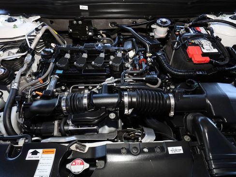 Used 2021 Honda Accord Sport image 28