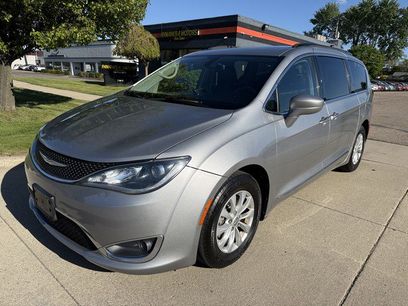 Used 2017 Chrysler Pacifica Touring-L