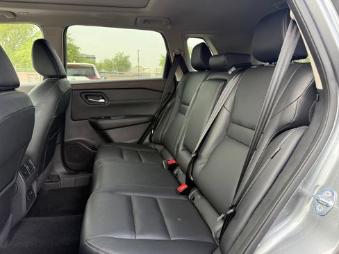 Certified 2022 Nissan Rogue SL FWD image 9