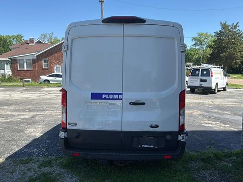 Used 2018 Ford Transit 250 148 Medium Roof image 3