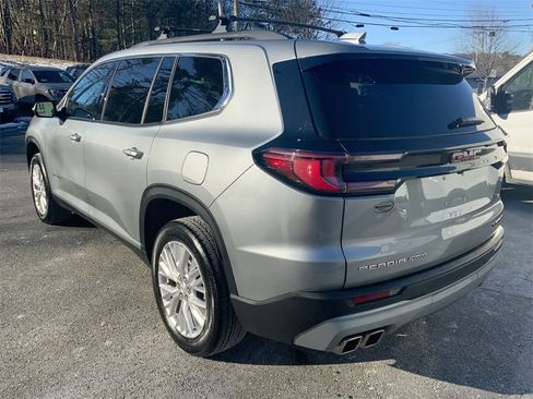 Used 2024 GMC Acadia Elevation image 38