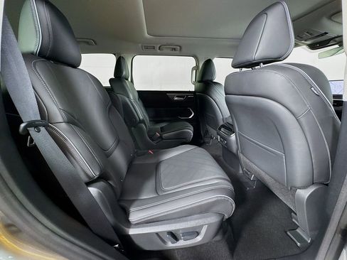 New 2026 INFINITI QX80 Luxe w/ Cargo Package image 35