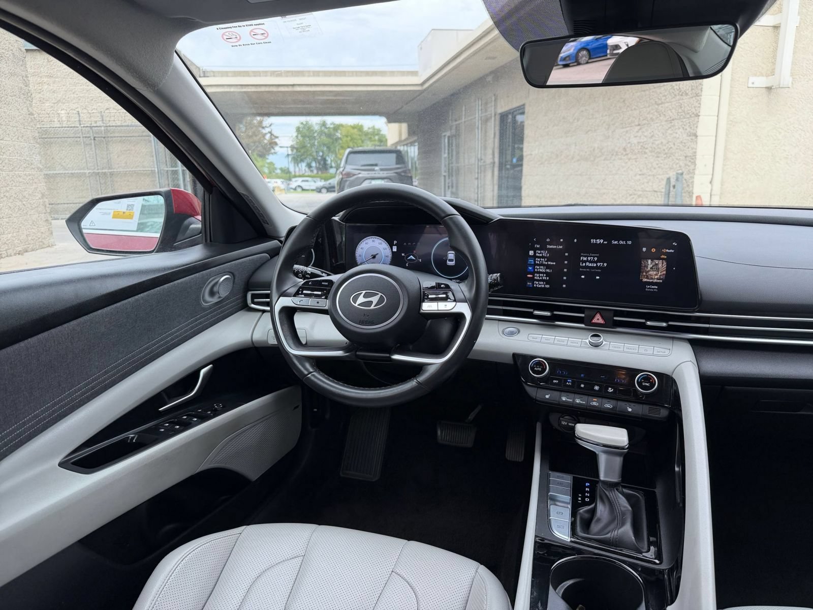 Used 2025 Hyundai Elantra Limited FWD image 35