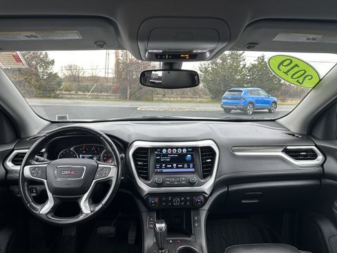 Used 2019 GMC Acadia SLT w/ Black Edition image 13