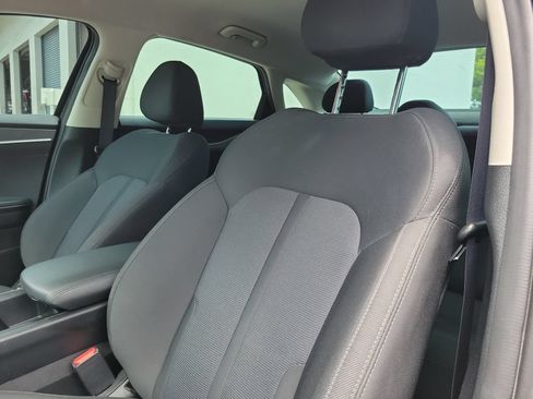 Certified 2022 Kia K5 LXS FWD image 18