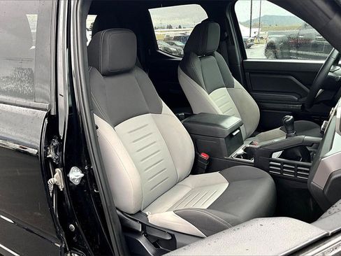 Used 2025 Toyota Tacoma TRD Off-Road image 7