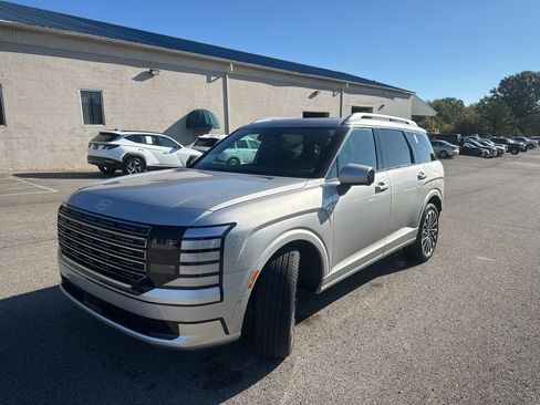 New 2026 Hyundai Palisade Calligraphy FWD image 4