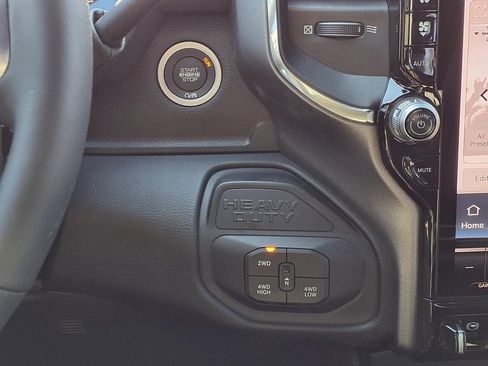 New 2025 RAM 3500 Laramie AWD/4WD image 18