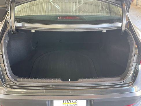 Used 2025 Kia K4 LXS image 63