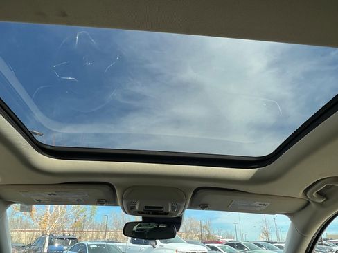 Used 2023 Buick Envision Essence w/ Sport Touring Package image 21