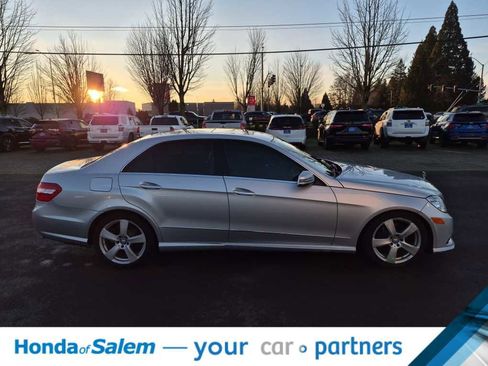 Used 2010 Mercedes-Benz E 350 Sedan image 23