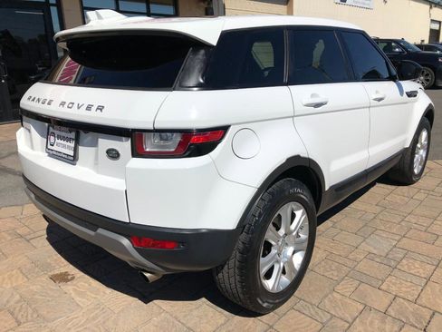 Used 2016 Land Rover Range Rover Evoque SE AWD/4WD image 2