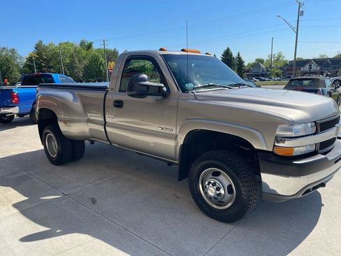 Used 2002 Chevrolet Silverado 3500 LS AWD/4WD image 8