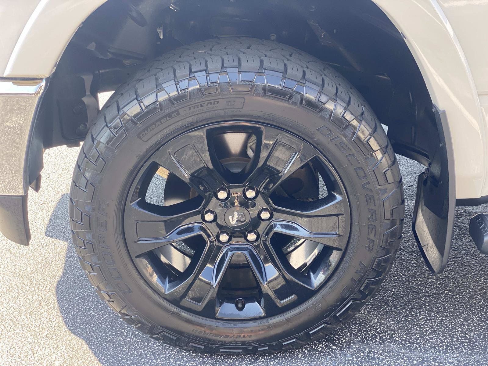 Used 2020 RAM 1500 Laramie AWD/4WD image 12