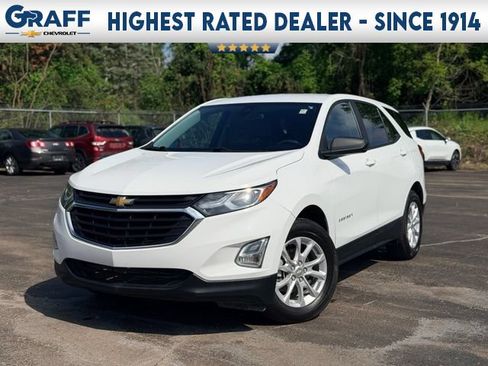 Used 2021 Chevrolet Equinox LS w/ LS Convenience Package AWD/4WD image 1