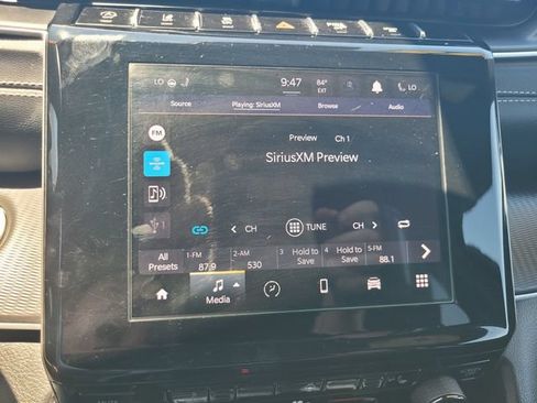 Used 2023 Jeep Grand Cherokee L Laredo AWD/4WD image 23
