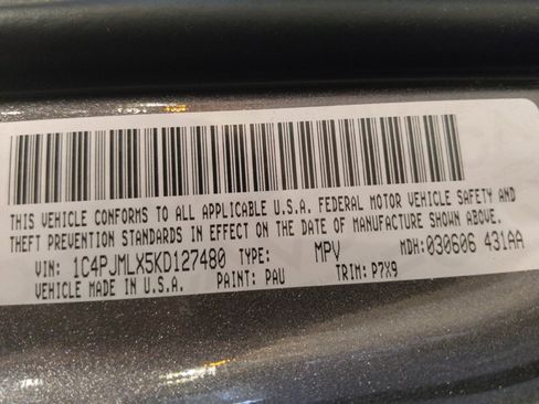 Used 2019 Jeep Cherokee Latitude Plus AWD/4WD image 33