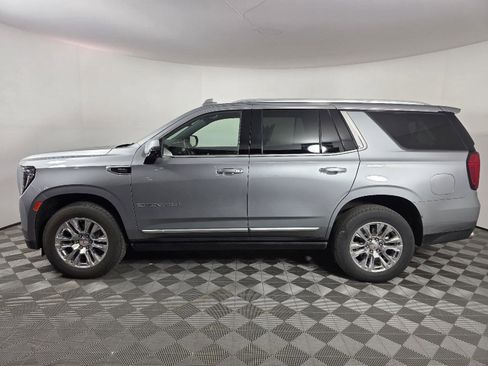 Used 2024 GMC Yukon Denali w/ Max Trailering Package image 2