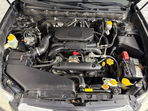 Used 2010 Subaru Outback 2.5i Premium image 24