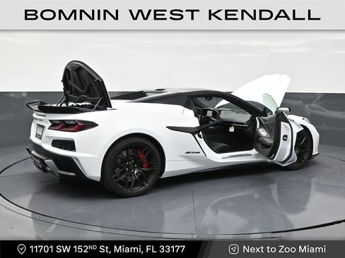 Used 2026 Chevrolet Corvette Z06 image 28