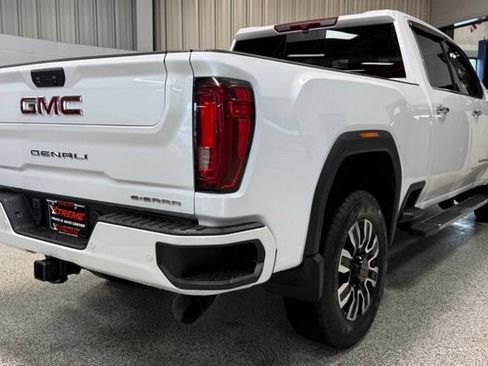 Used 2023 GMC Sierra 2500 Denali AWD/4WD image 6