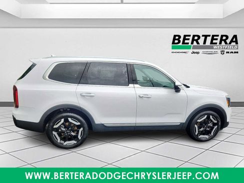 Used 2025 Kia Telluride S AWD/4WD image 7
