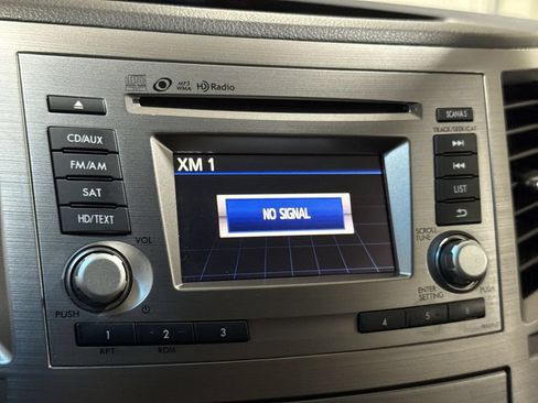 Used 2014 Subaru Outback 2.5i Premium AWD/4WD image 14