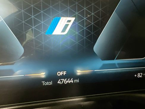 Used 2023 BMW i4 eDrive35 w/ Parking Assistance Package image 19